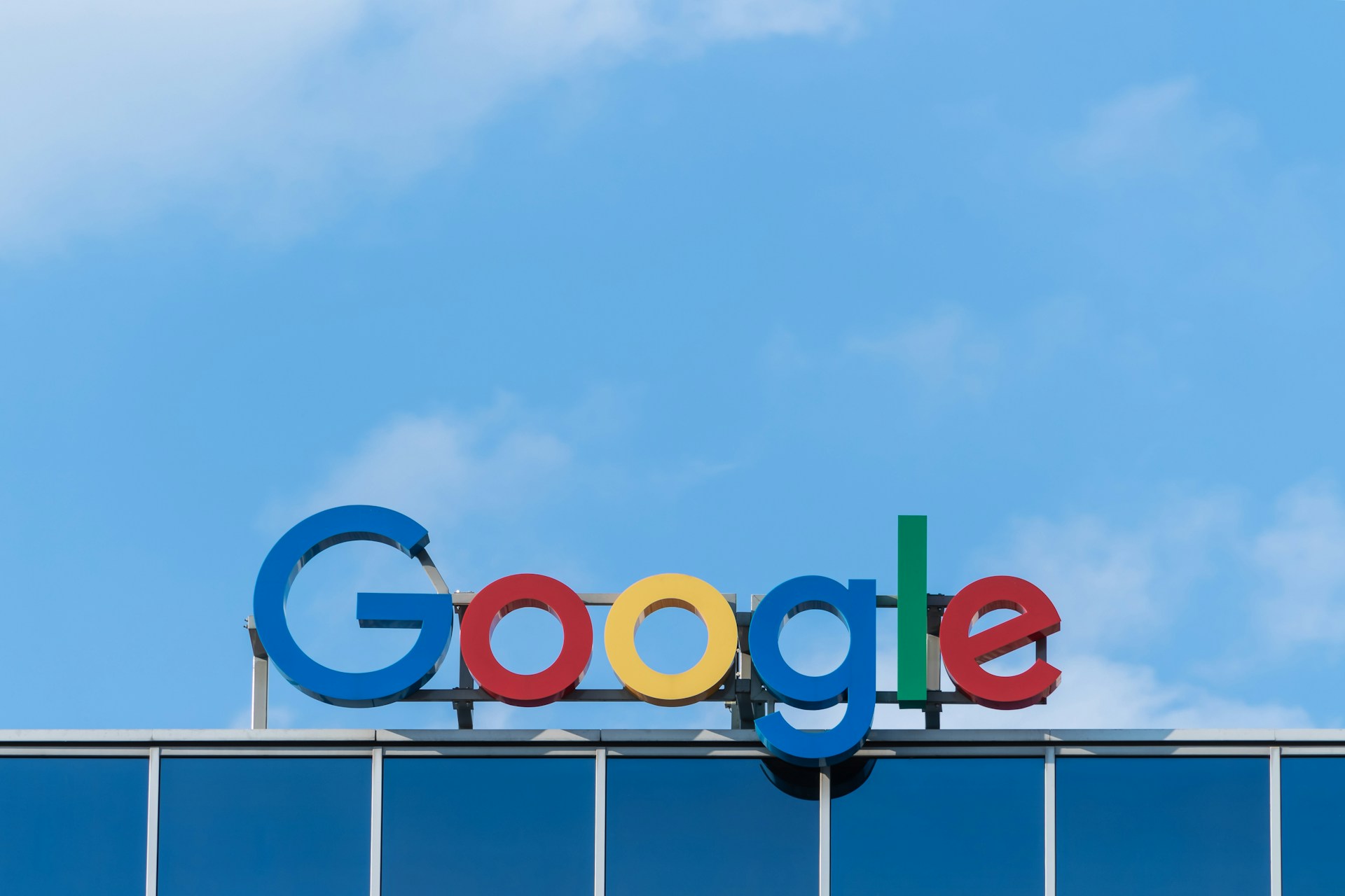 Google has surprised PPC specialists: it no longer displays low-volume search queries