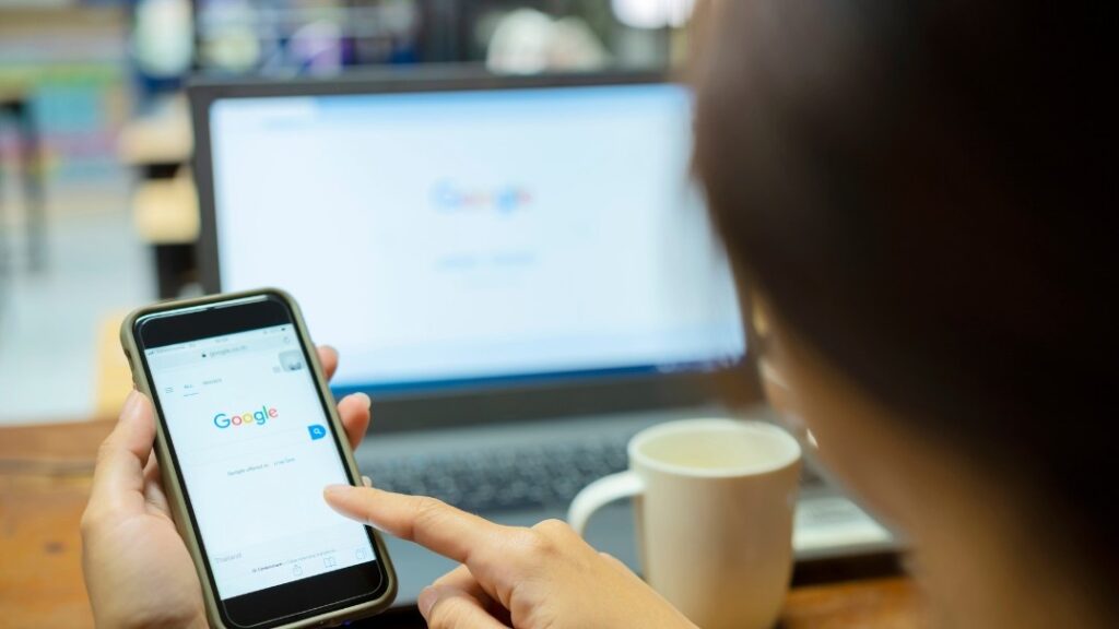 (6)Efektivní digitální marketing: Strategie, nástroje a analytika pro rok 2025